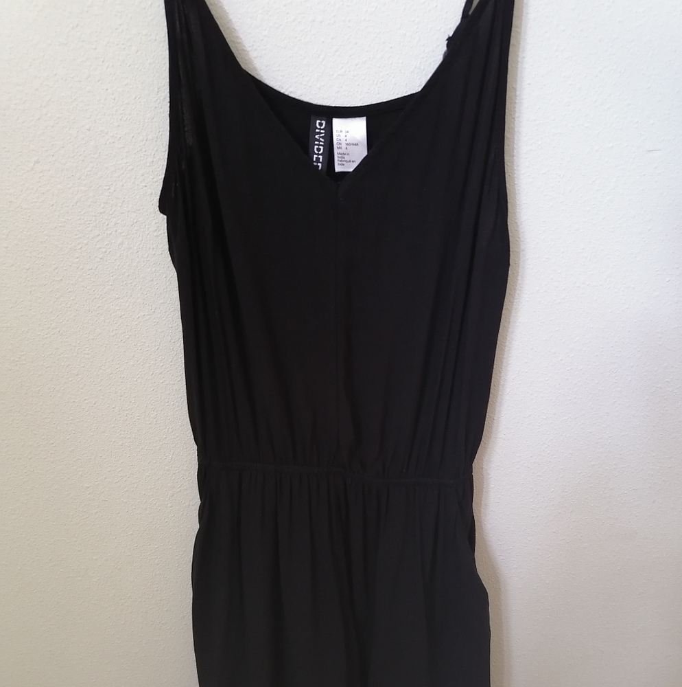 H&M Dividend Black Short Romper